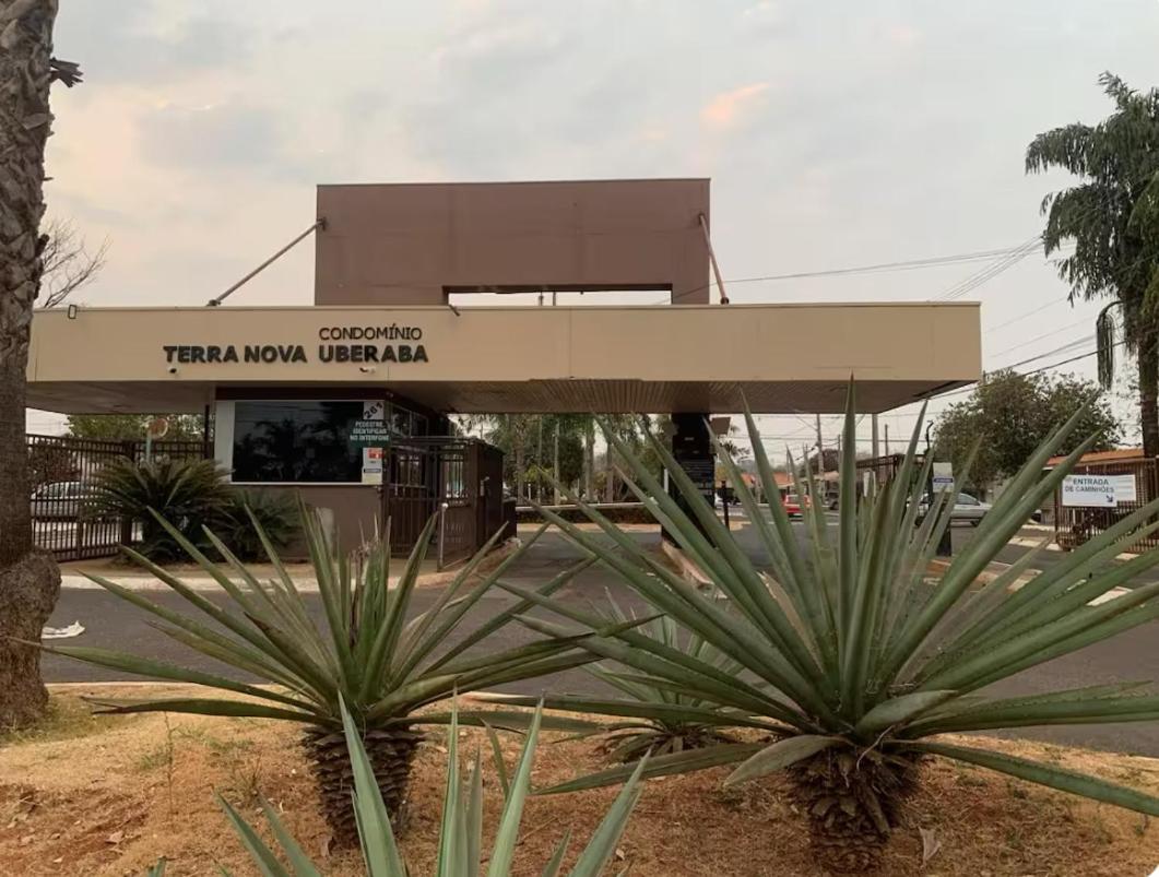 Casa De Temporada Uberaba Mg Villa Exterior foto